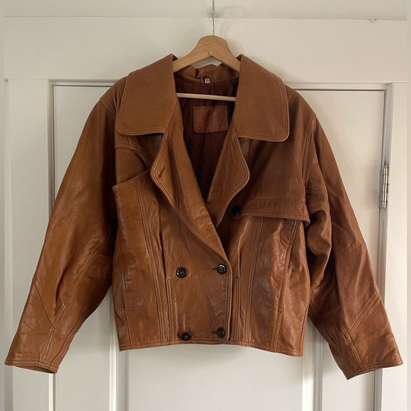 Jackets & Blazers - Amazing Vintage Leather Cropped Jacket - M